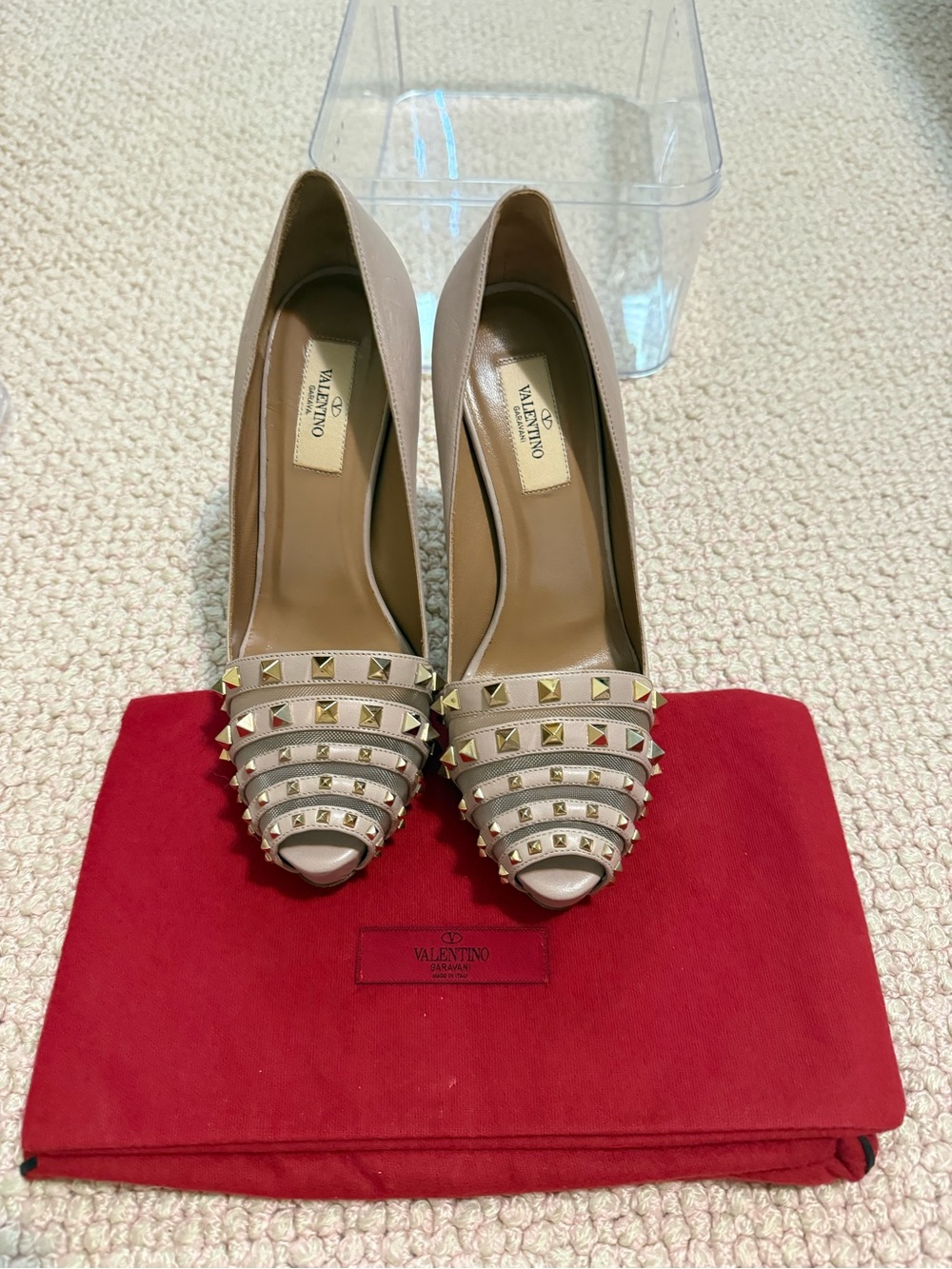 Valentino Garavani Nappa Mesh Rockstud Peep Toe Platform Pumps 38.5 Poudre